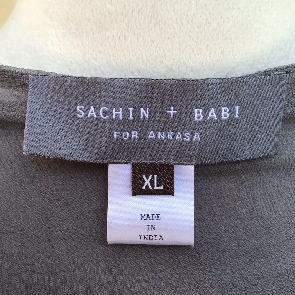 Sachin + Babi For Ankasa Gray Silk Embellished Blouse XL - Picture 6 of 7
